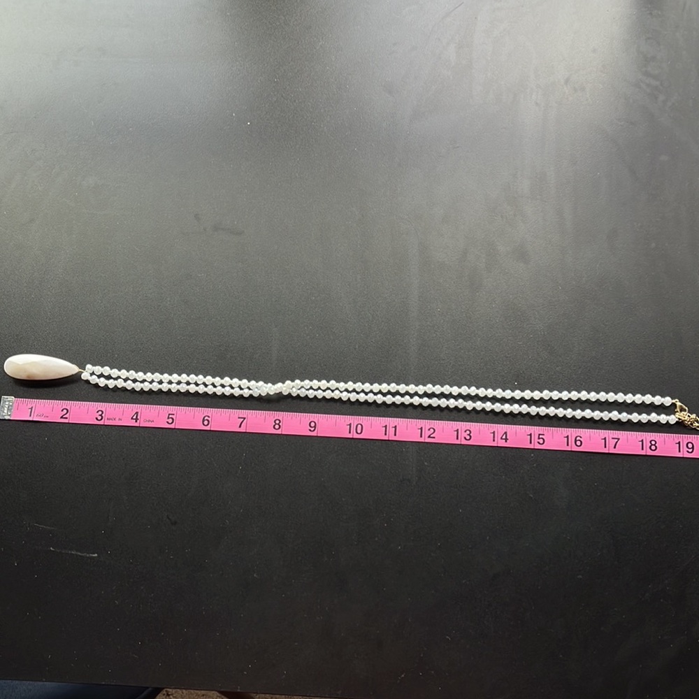 Beautiful stone and bead long pendant necklace - Picture 2 of 2